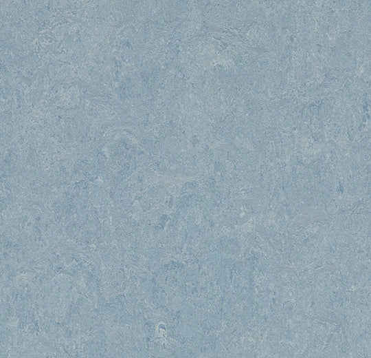 Marmoleum Fresco Blue Heaven 3828 linoleum sheet swatch