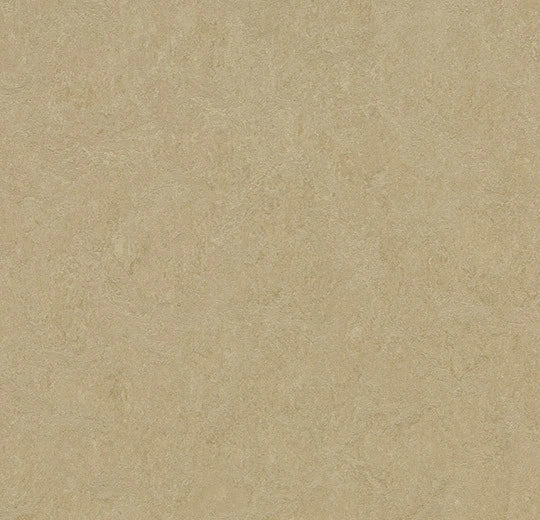 Marmoleum Fresco Oat 3890 linoleum sheet swatch