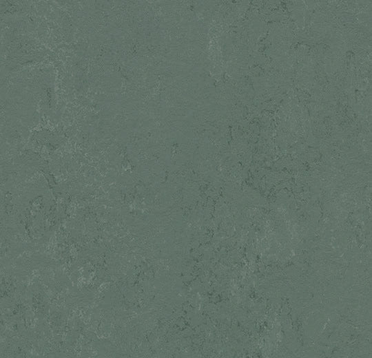 Marmoleum Concrete Taiga 3752 linoleum sheet swatch