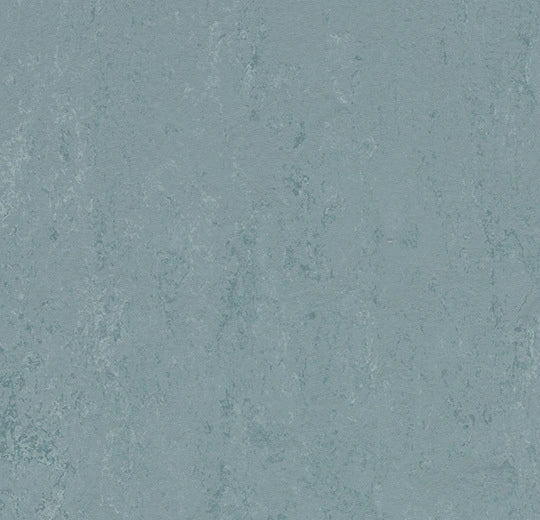 Marmoleum Concrete Blue Ice 3753 linoleum sheet swatch