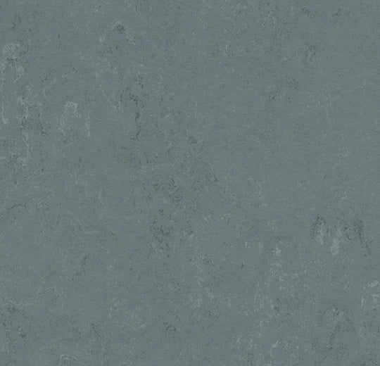 Marmoleum Concrete Neptune 3756 linoleum sheet swatch
