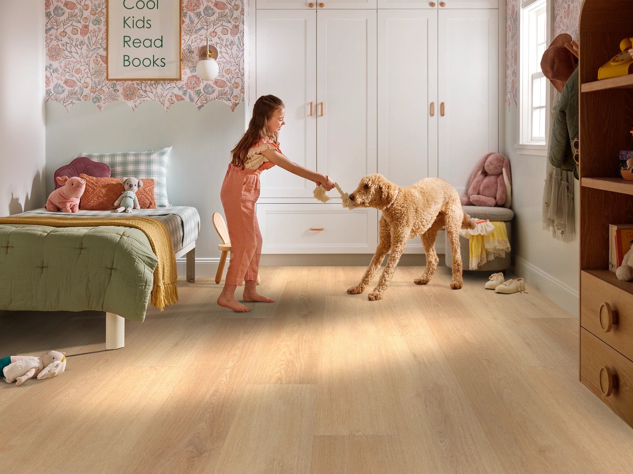 Shaw Floorte Pro Briard Burlap Oak vinyl plank room scene