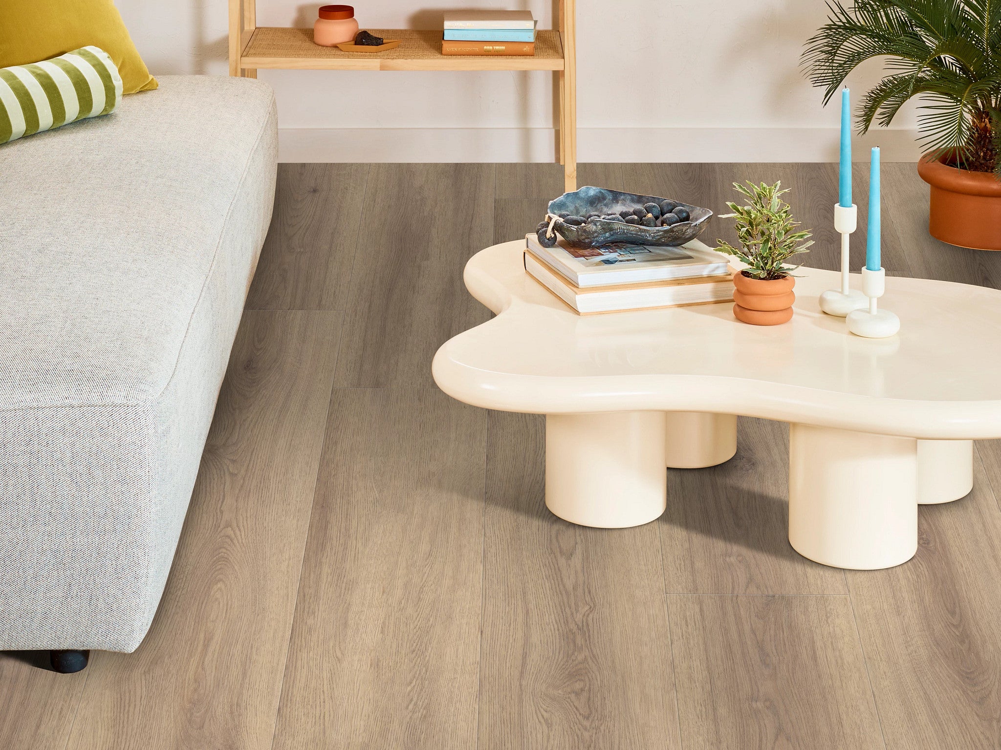 Shaw Floorte Pro Briard Feathered Oak vinyl plank room scene