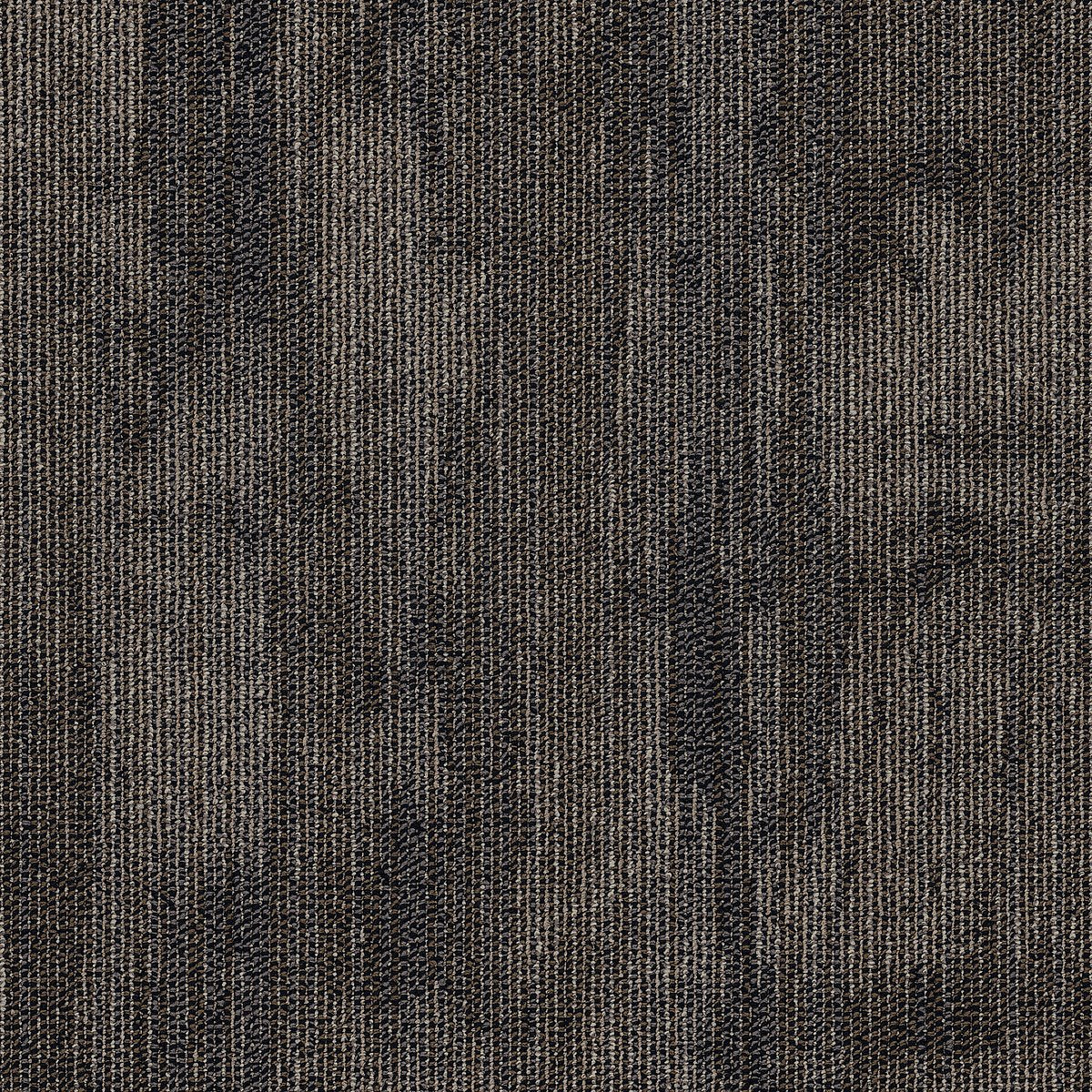 Chiseled Form 00705