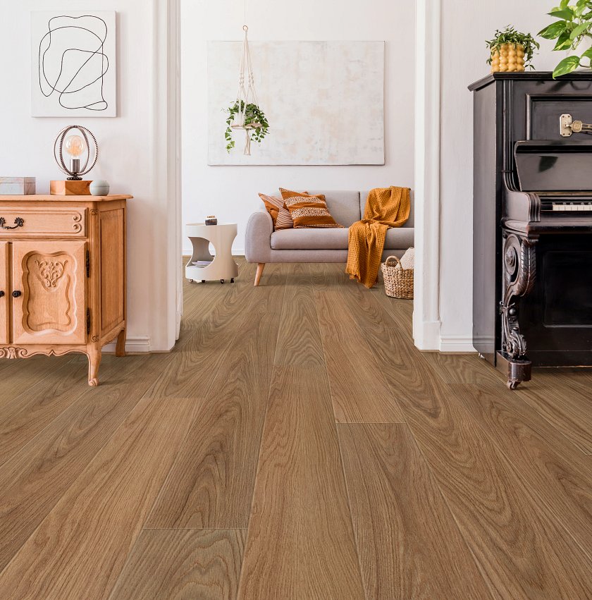 Canyon Oak from the COREtec Lakehouse Luxe CR507 collection features warm natural oak tones and realistic wood grain texture in a waterproof wide plank format.