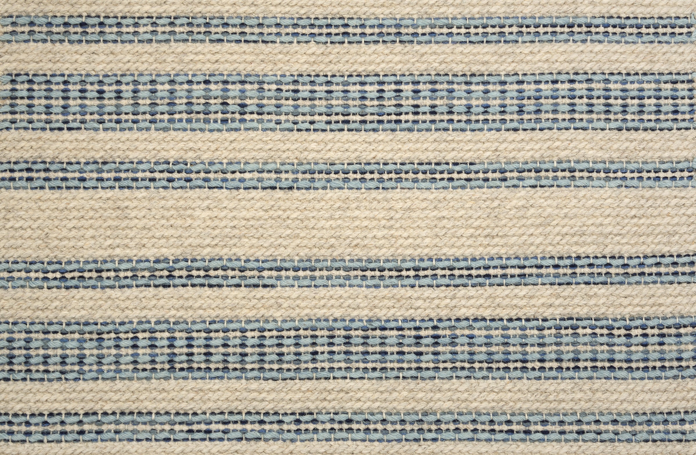 25225 Sapphire Antrim Broadloom Wool Carpet Rhodes – 15 ft wide - GreenFlooringSupply.com