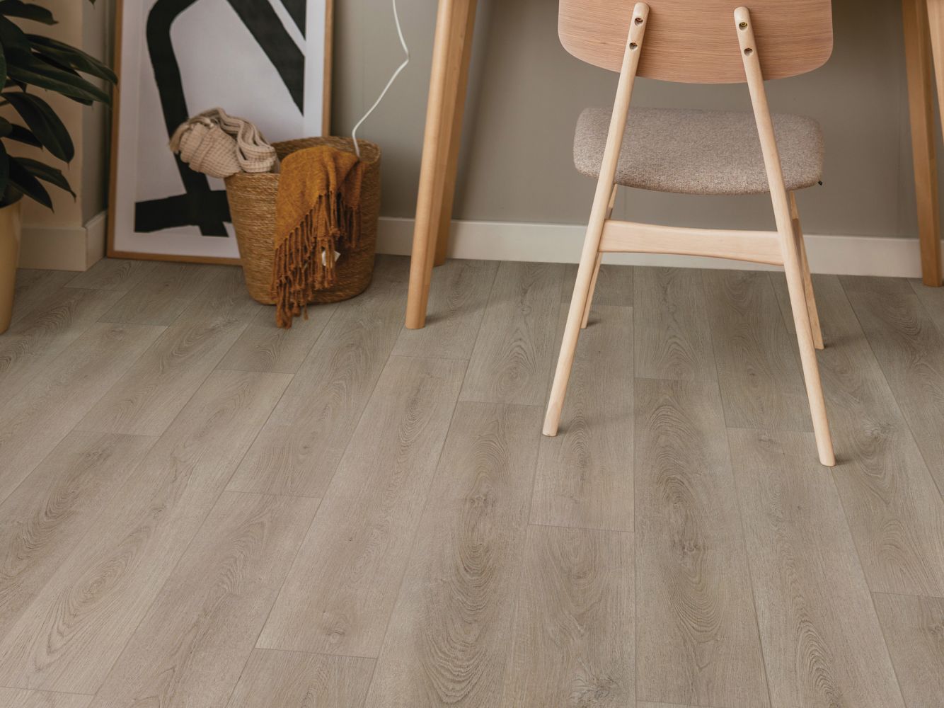 Shaw Floorte Pro Paladin Plus - Toasted Taupe 7" - GreenFlooringSupply.com