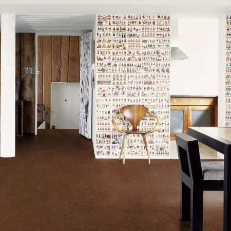 Wicanders Cork GO Personality Chestnut installed in traditional living room