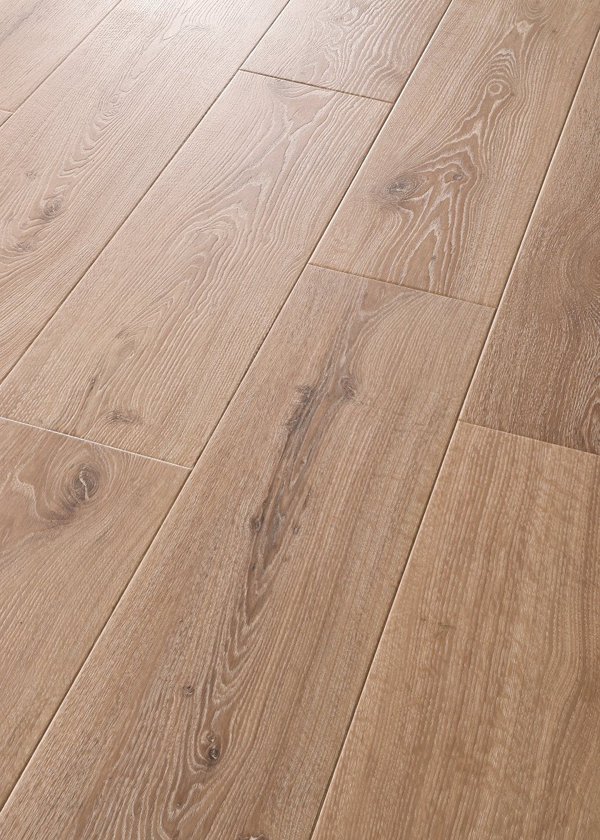 COREtec CR504 Retro Revival Mocha Field Oak waterproof luxury vinyl plank close-up dark espresso oak grain