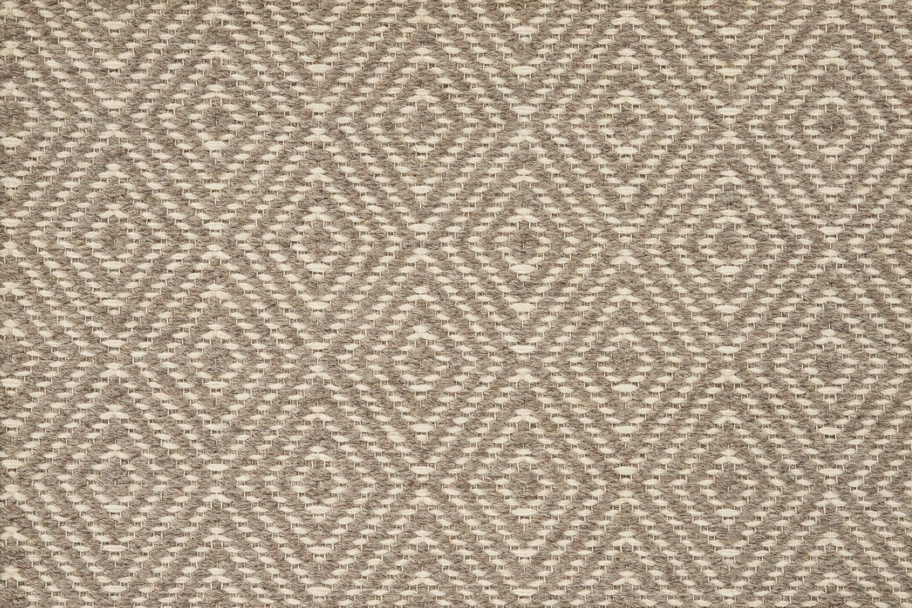 00059 Light Grey J Mish Broadloom Wool Carpet – Tahoe 16 ft 2 in wide - GreenFlooringSupply.com