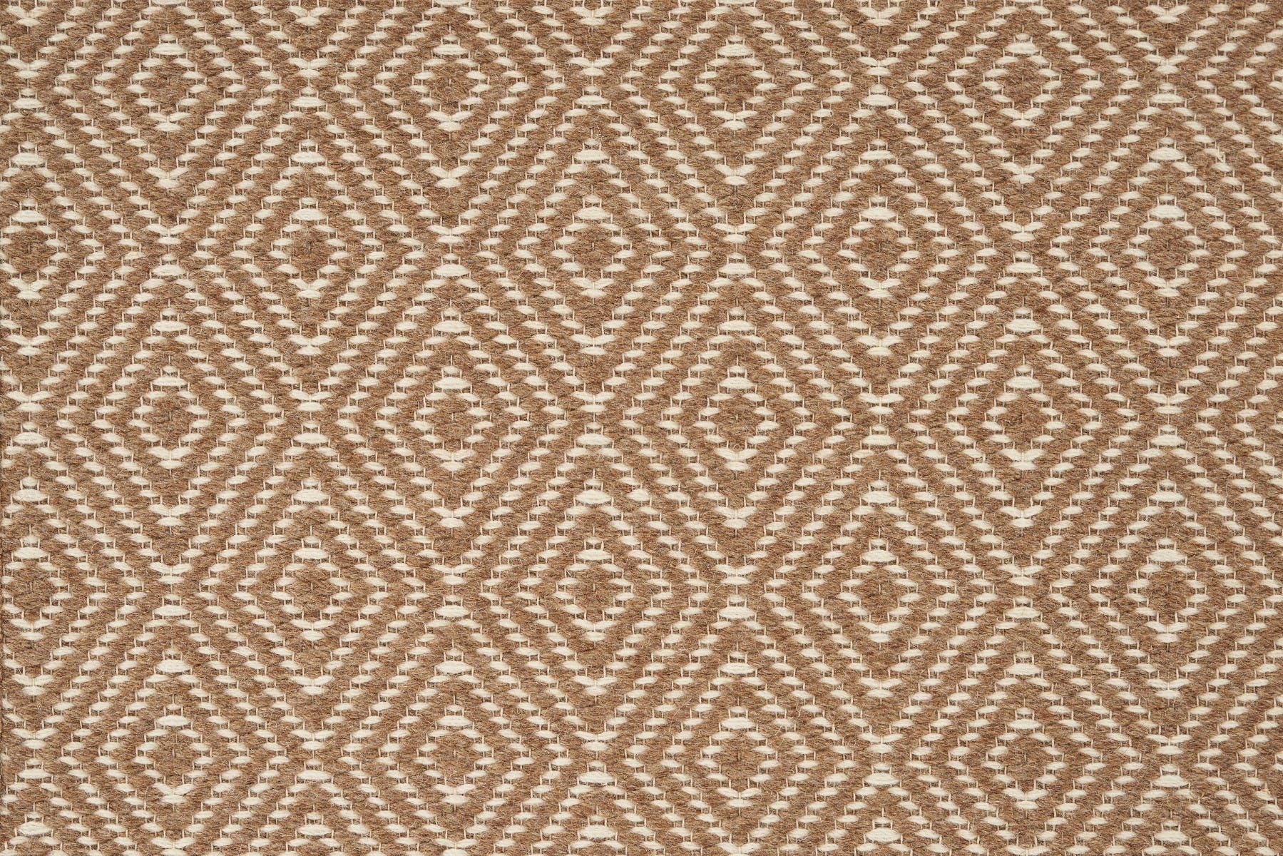00060 Medium Beige J Mish Broadloom Wool Carpet – Tahoe 16 ft 2 in wide - GreenFlooringSupply.com