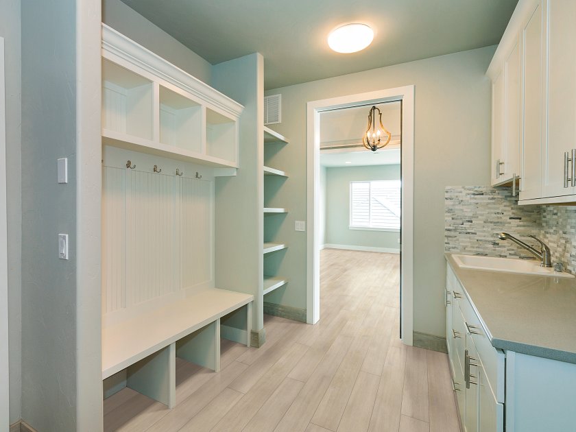 Shaw Pro Starting Line Natural Tone installed in classic transitional family living room