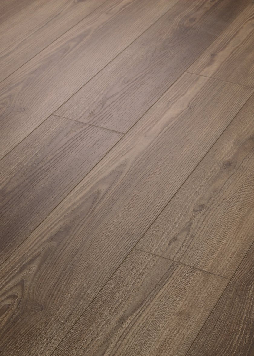  Shaw Pro 3060V Starting Line Weathered Brown waterproof luxury vinyl plank close-up warm reclaimed style weathered brown wood grain
