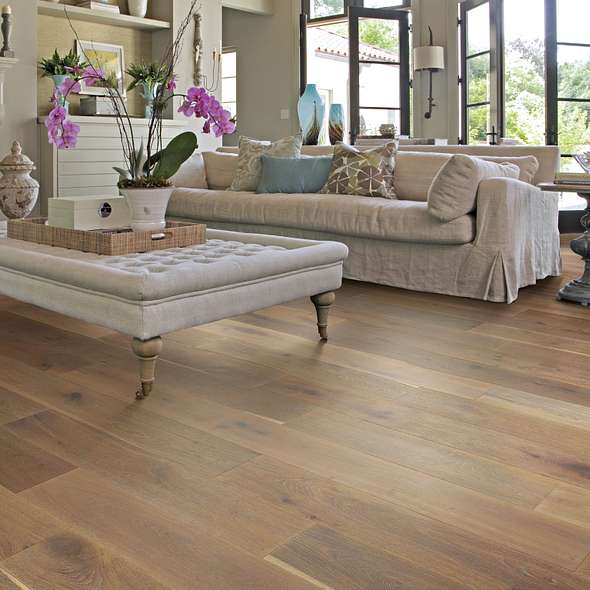 Shaw Castlewood Oak Engineered Wood  - Baroque 7.5" - GreenFlooringSupply.com