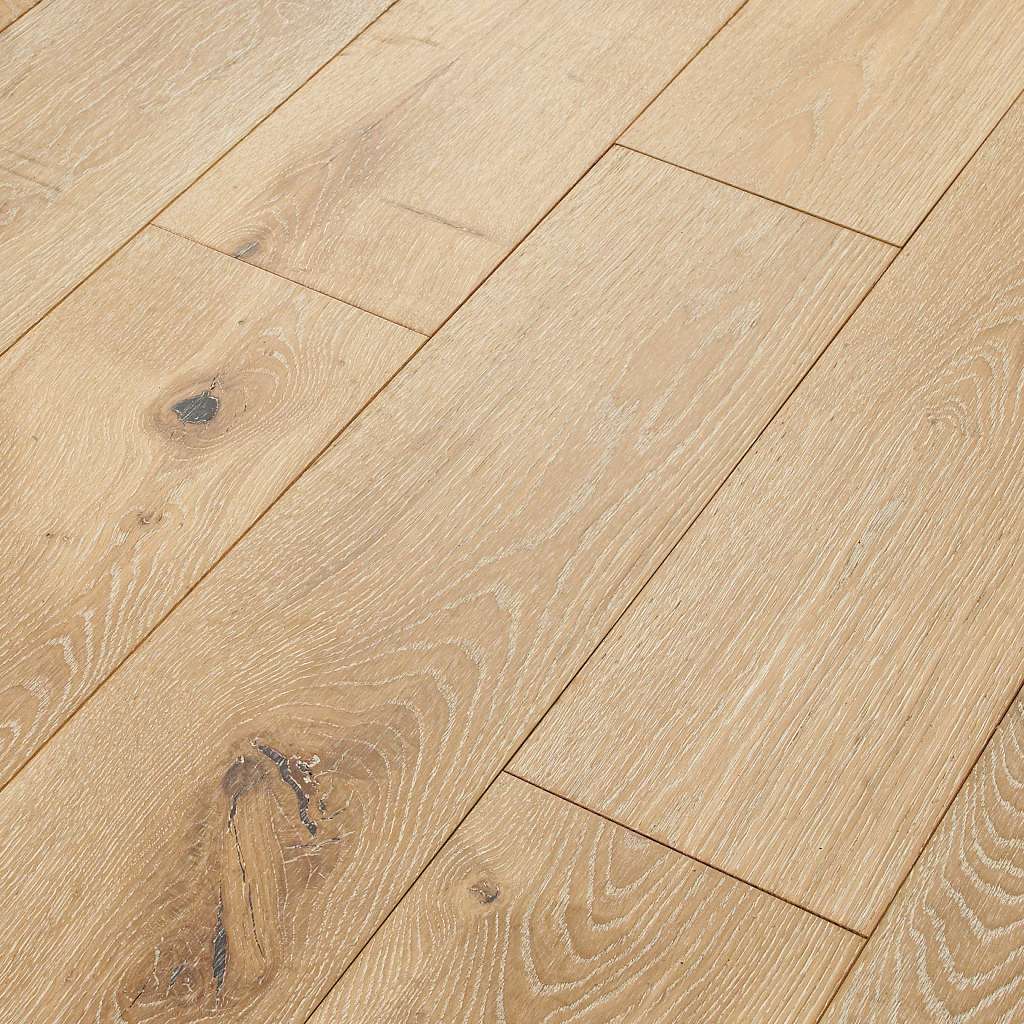 Shaw Castlewood Oak Engineered Wood  - Tapestry 7.5" - GreenFlooringSupply.com